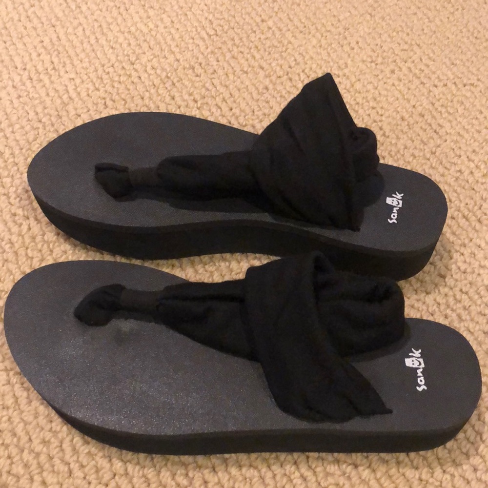 Sanuk Sandals